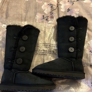 Ugg Boots- Tall Black size 9